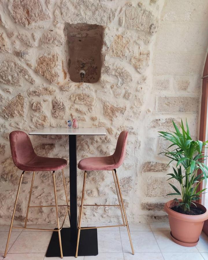 Archontiko Old Town Suites Resmo Dış mekan fotoğraf
