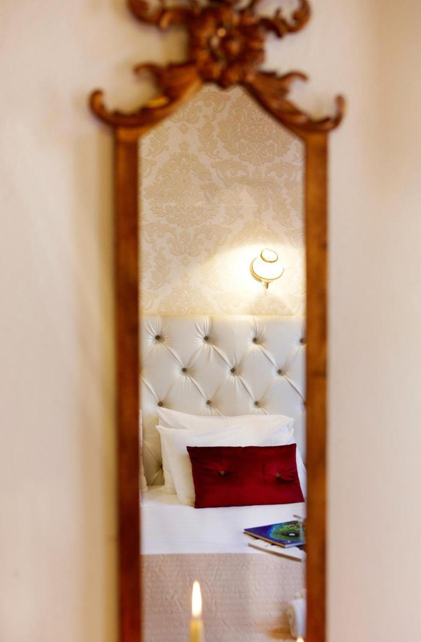 Archontiko Old Town Suites Resmo Dış mekan fotoğraf